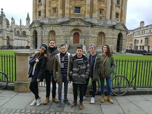 Tobias mir Freunden in Oxford