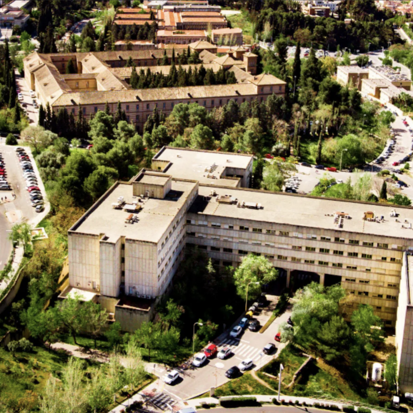 Durch Klicken auf das Bild, werden Sie auf die Detailseite der Universidad de Granada weiterleiten.