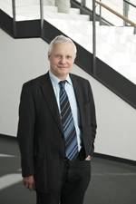 Prof. Bernd Breutmann